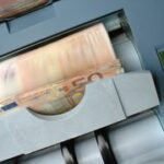 Вклады vs Фондовый Рынок: Как Сохранить и Приумножить Сбережения в Условиях Высоких Ставок?